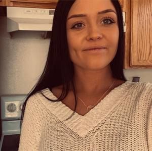 Meet your Posher, Breena